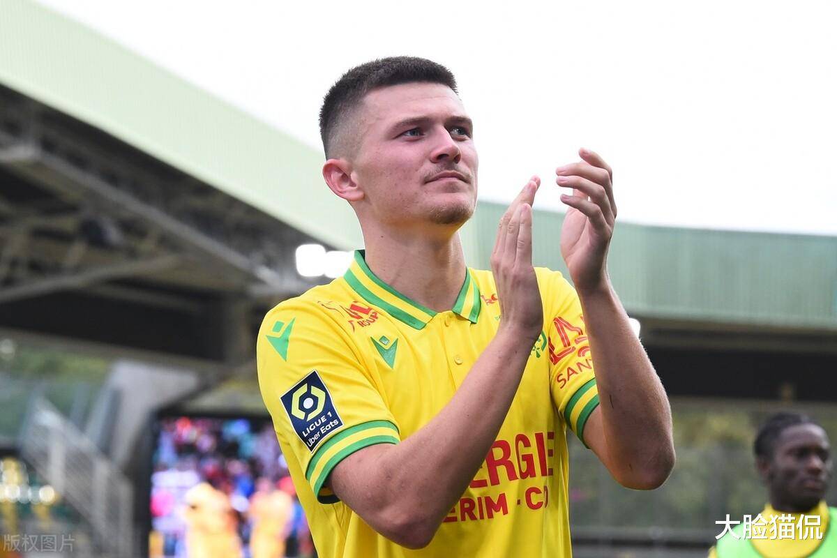 关于TheShy迎来三赛季高光表现，法国队球迷沸腾！的信息